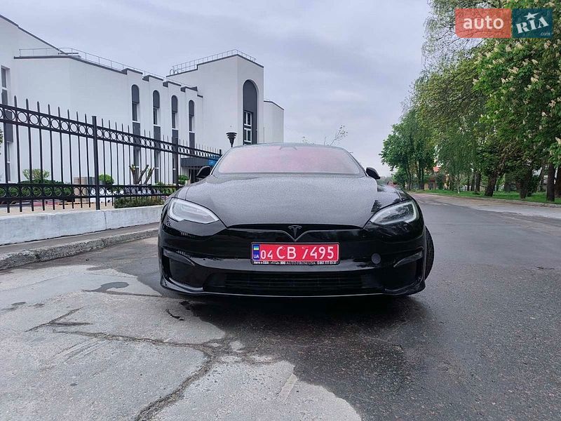 Лифтбек Tesla Model S 2021 в Львове