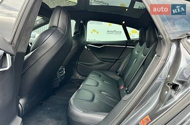Ліфтбек Tesla Model S 2017 в Луцьку