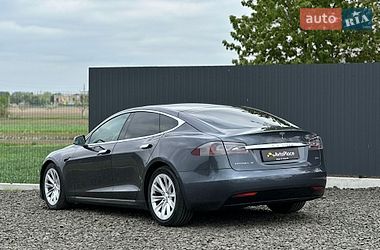 Ліфтбек Tesla Model S 2017 в Луцьку