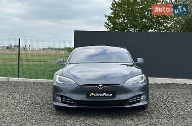 Ліфтбек Tesla Model S 2017 в Луцьку