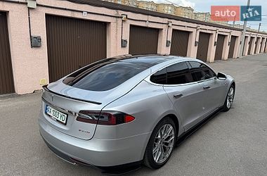 Лифтбек Tesla Model S 2014 в Софиевской Борщаговке