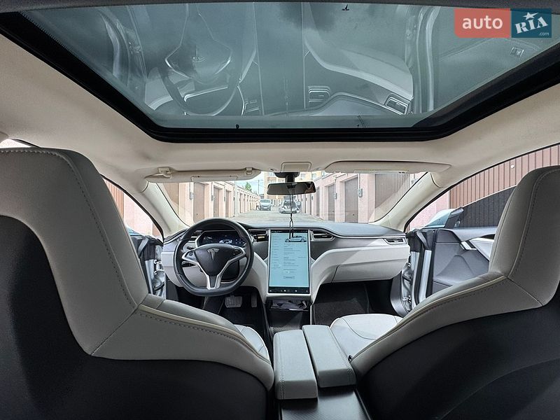 Лифтбек Tesla Model S 2014 в Софиевской Борщаговке