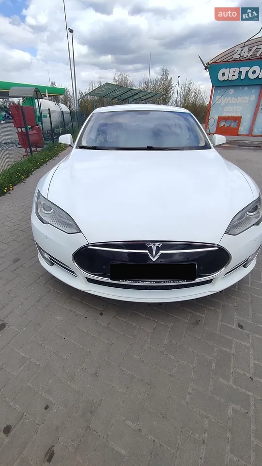 2015 Tesla Model S - мініатюра 24