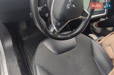 Лифтбек Tesla Model S 2014 в Житомире