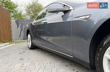 Лифтбек Tesla Model S 2013 в Ивано-Франковске