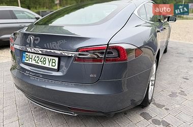 Лифтбек Tesla Model S 2013 в Ивано-Франковске