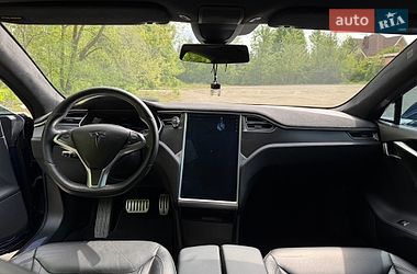 Лифтбек Tesla Model S 2015 в Днепре