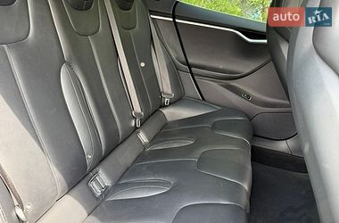 Лифтбек Tesla Model S 2015 в Днепре