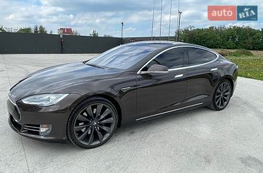 Ліфтбек Tesla Model S 2013 в Чорткові