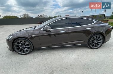 Ліфтбек Tesla Model S 2013 в Чорткові