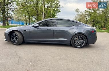 Лифтбек Tesla Model S 2018 в Кривом Роге