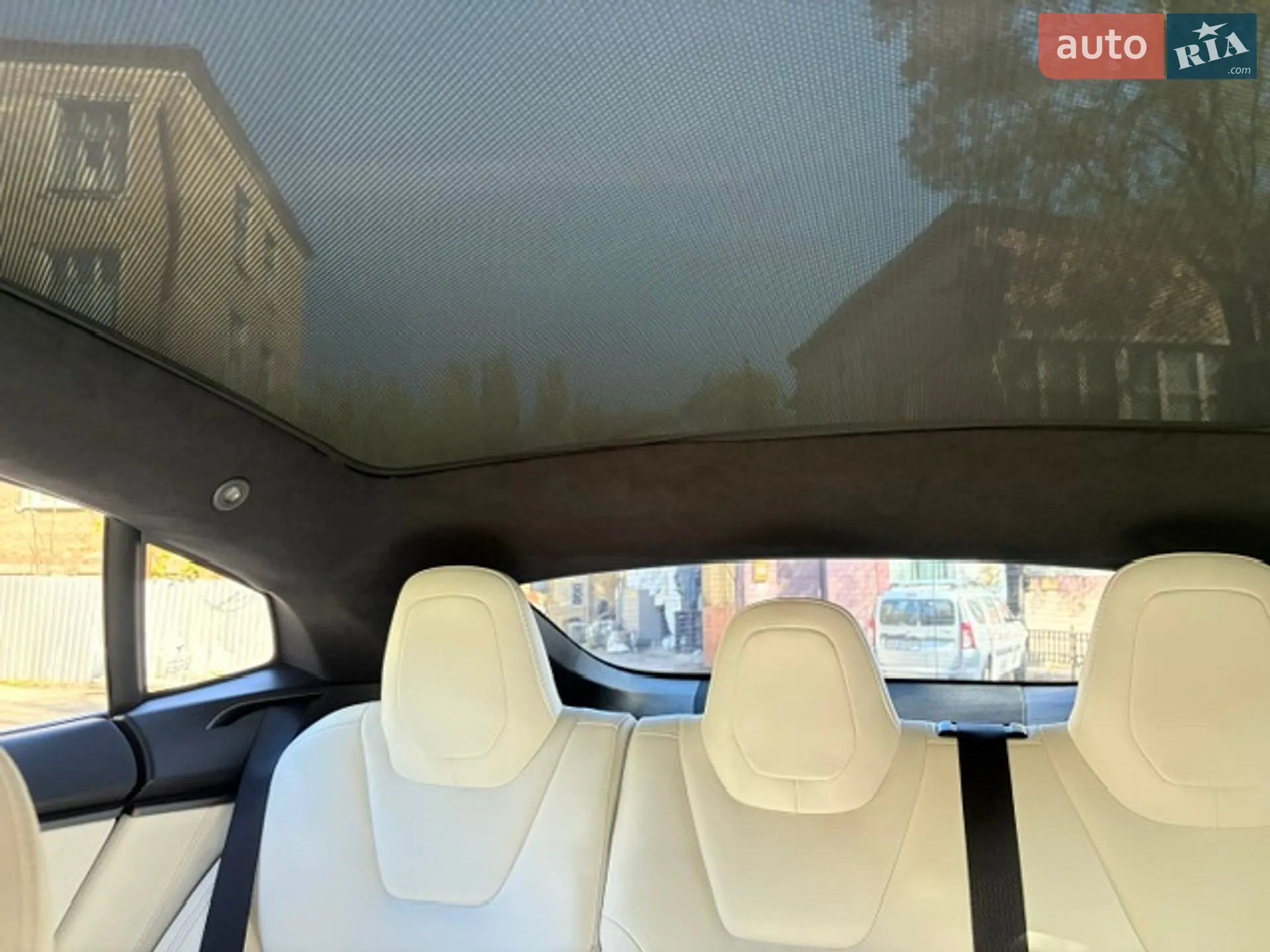 2020 Tesla Model S - мініатюра 12