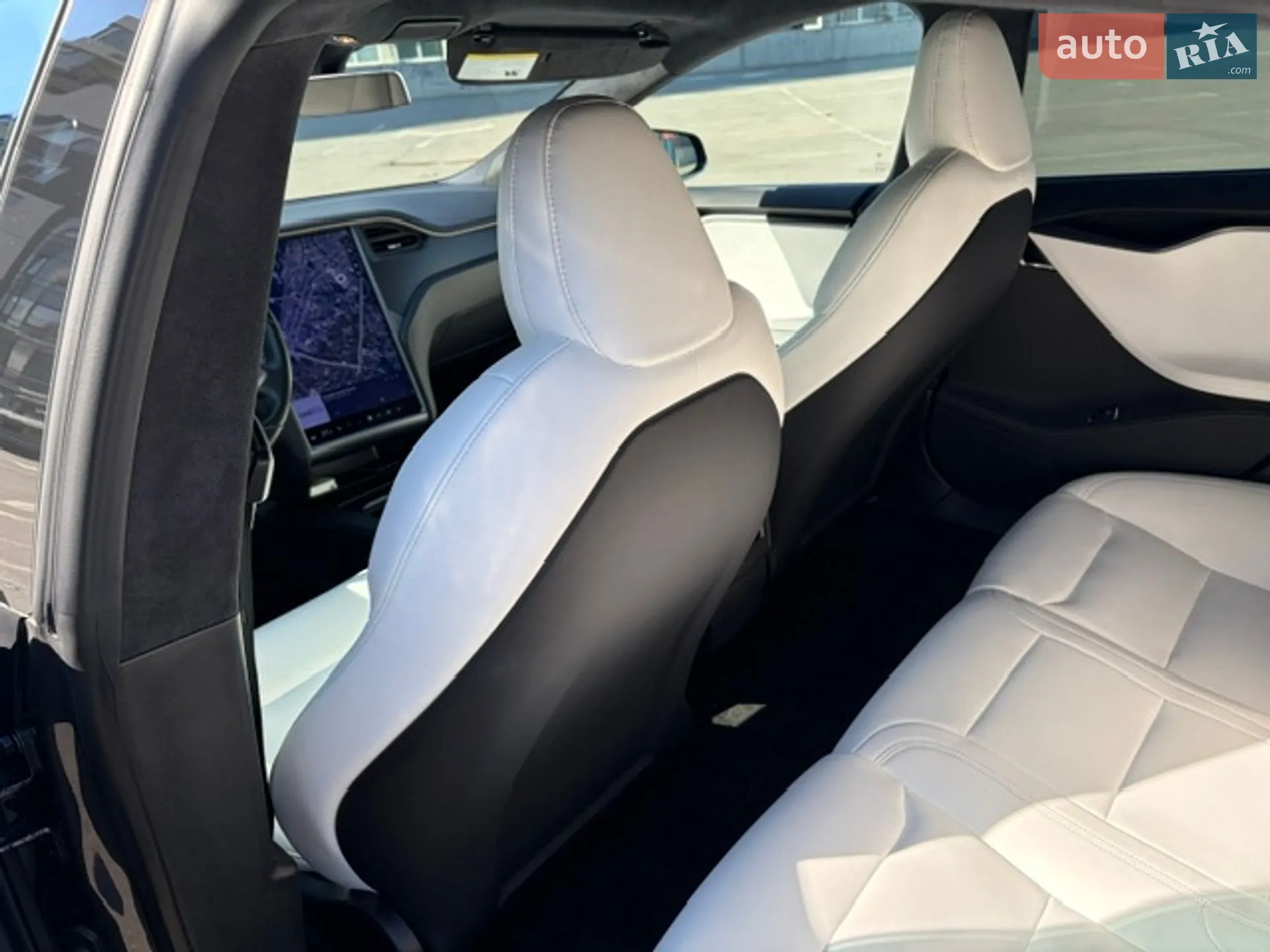 2020 Tesla Model S - мініатюра 17
