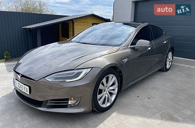 Лифтбек Tesla Model S 2016 в Полтаве фото 4 Лифтбек Tesla Model S 2016 в Полтаве