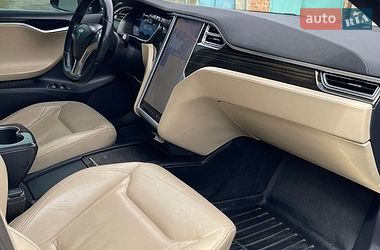 Лифтбек Tesla Model S 2016 в Полтаве фото 53 Лифтбек Tesla Model S 2016 в Полтаве
