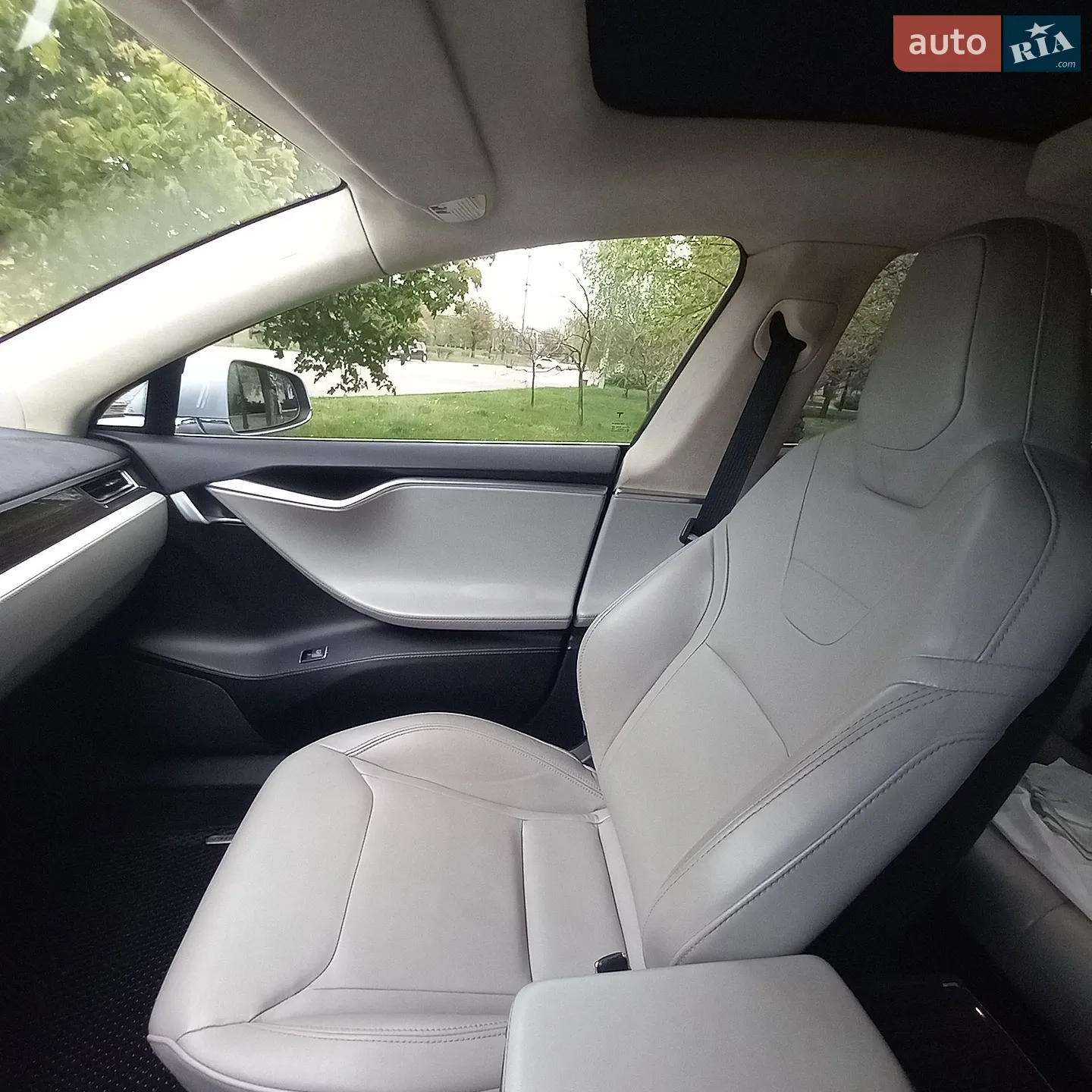 2016 Tesla Model S - мініатюра 10