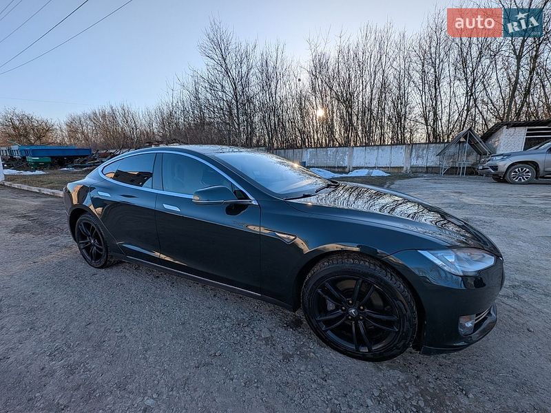 Лифтбек Tesla Model S 2013 в Тернополе фото 9 Лифтбек Tesla Model S 2013 в Тернополе