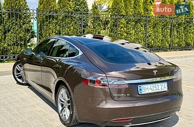 Ліфтбек Tesla Model S 2013 в Одесі фото 15 Ліфтбек Tesla Model S 2013 в Одесі