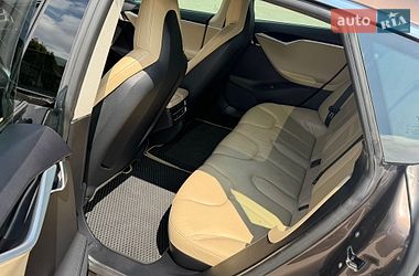 Ліфтбек Tesla Model S 2013 в Одесі фото 30 Ліфтбек Tesla Model S 2013 в Одесі