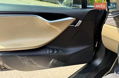 Ліфтбек Tesla Model S 2013 в Одесі фото 35 Ліфтбек Tesla Model S 2013 в Одесі