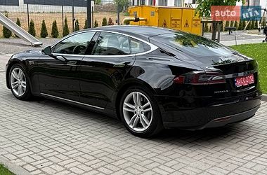 Ліфтбек Tesla Model S 2015 в Львові фото 10 Ліфтбек Tesla Model S 2015 в Львові