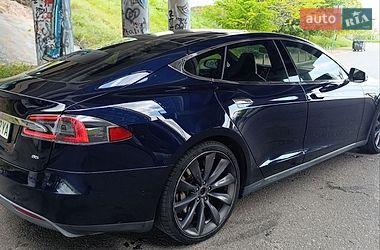 Ліфтбек Tesla Model S 2014 в Одесі