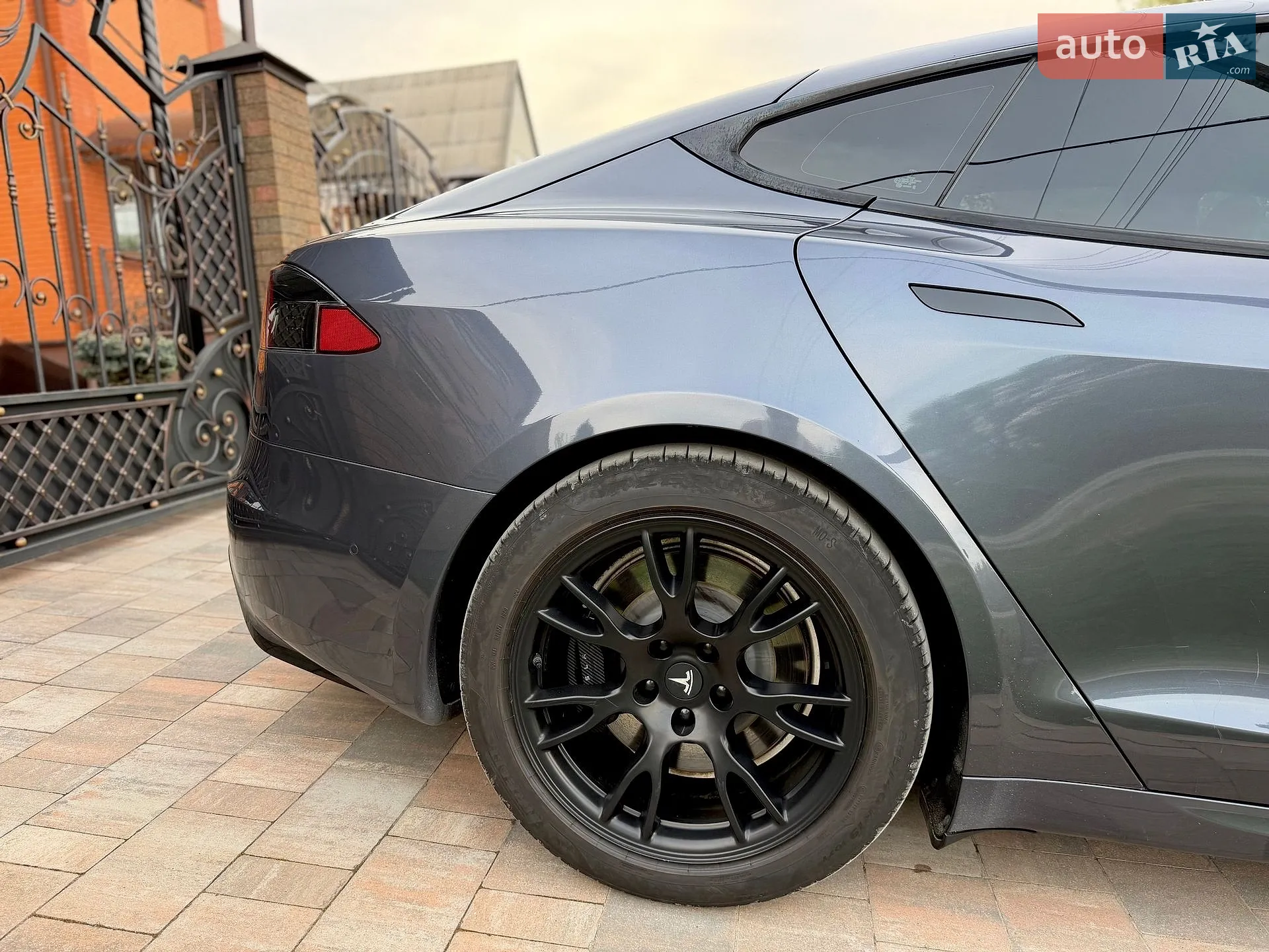 2021 Tesla Model S - мініатюра 13