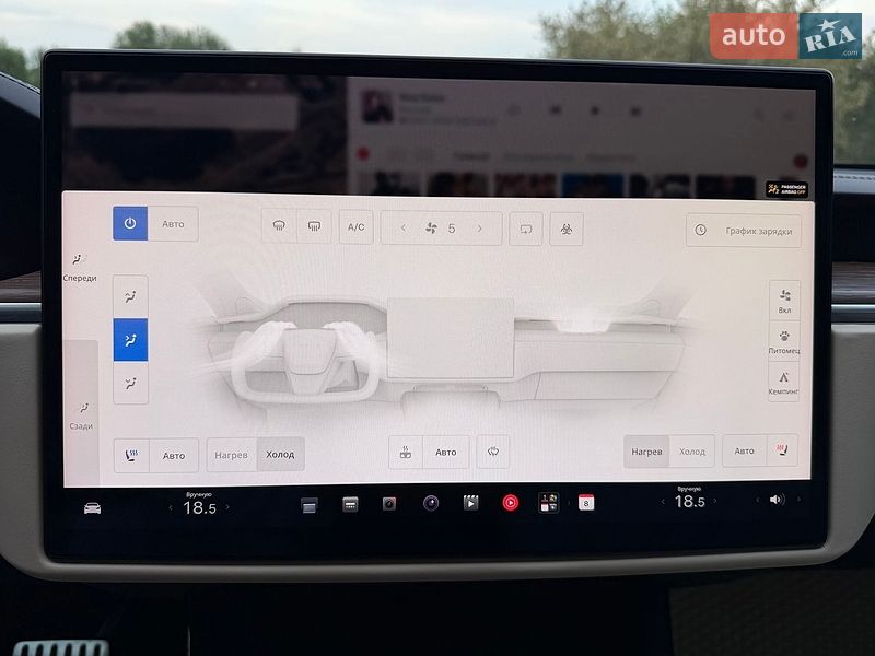 Лифтбек Tesla Model S 2021 в Киеве