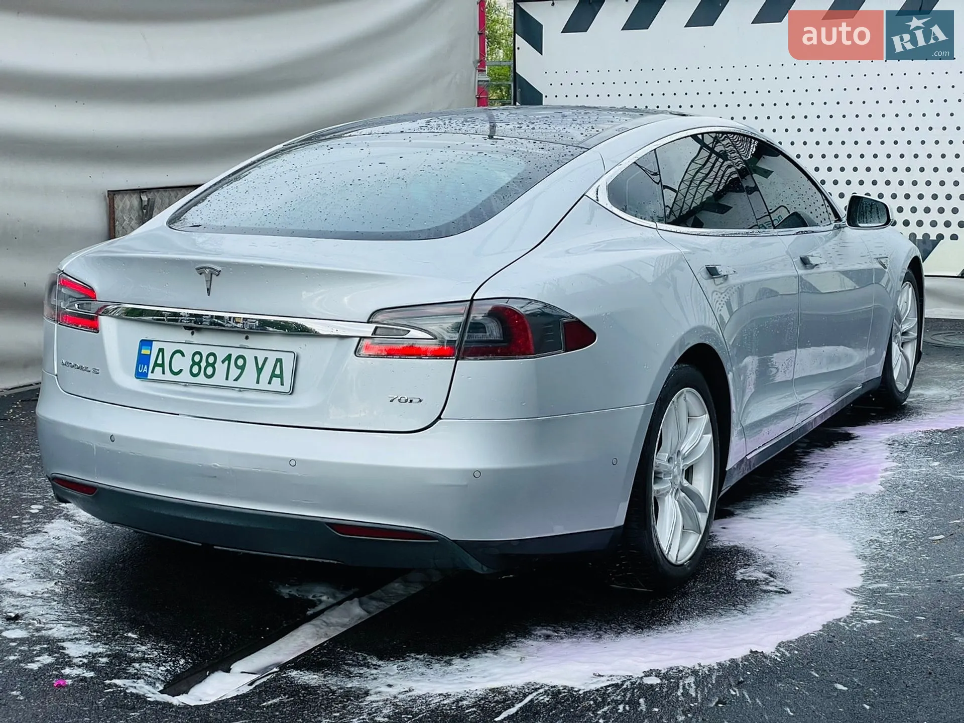 2016 Tesla Model S - фото 1