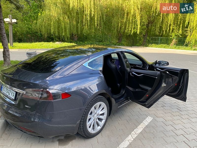 Ліфтбек Tesla Model S 2016 в Тернополі фото 8 Ліфтбек Tesla Model S 2016 в Тернополі
