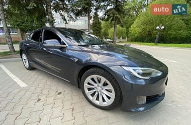 Ліфтбек Tesla Model S 2016 в Тернополі фото 5 Ліфтбек Tesla Model S 2016 в Тернополі