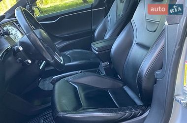 Ліфтбек Tesla Model S 2015 в Чернігові