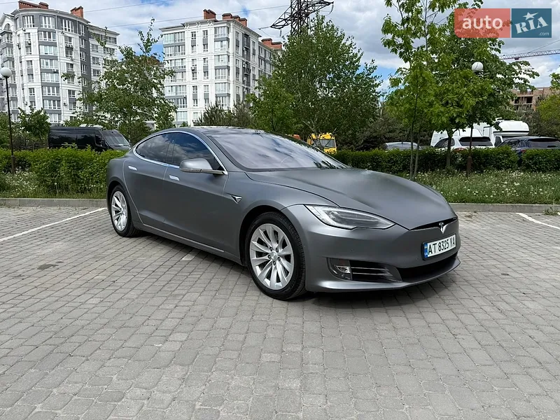 Tesla Model S