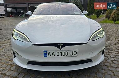 Лифтбек Tesla Model S 2022 в Буче