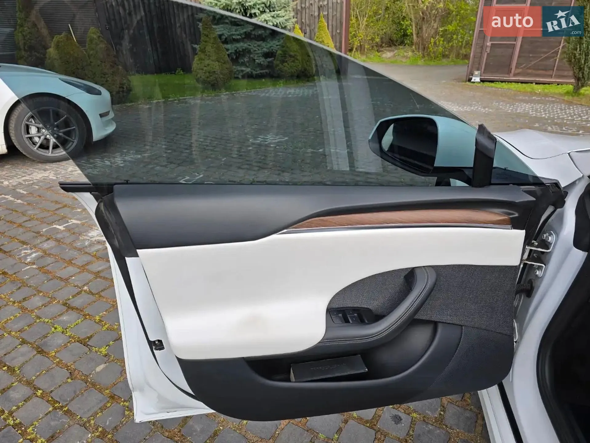2022 Tesla Model S - мініатюра 12