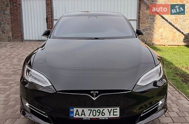 Ліфтбек Tesla Model S 2020 в Києві