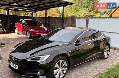 Ліфтбек Tesla Model S 2020 в Києві