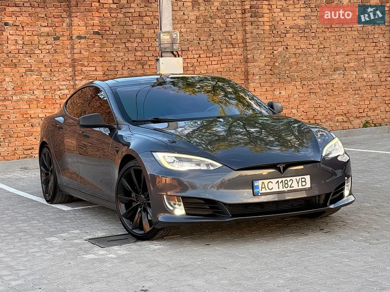 2017 Tesla Model S - мініатюра 36