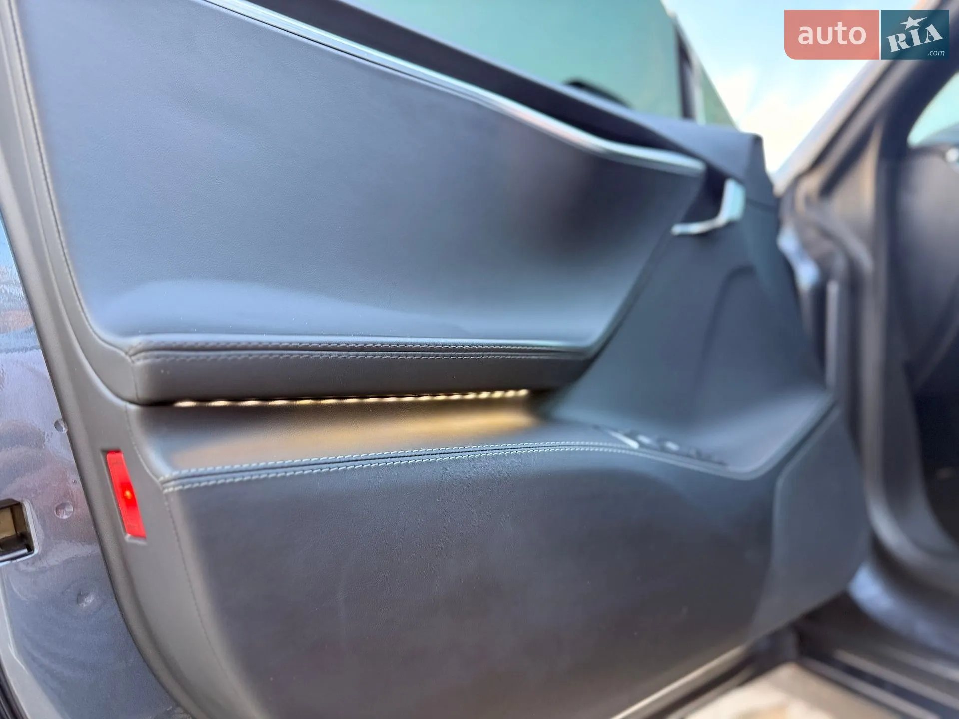 2017 Tesla Model S - мініатюра 31