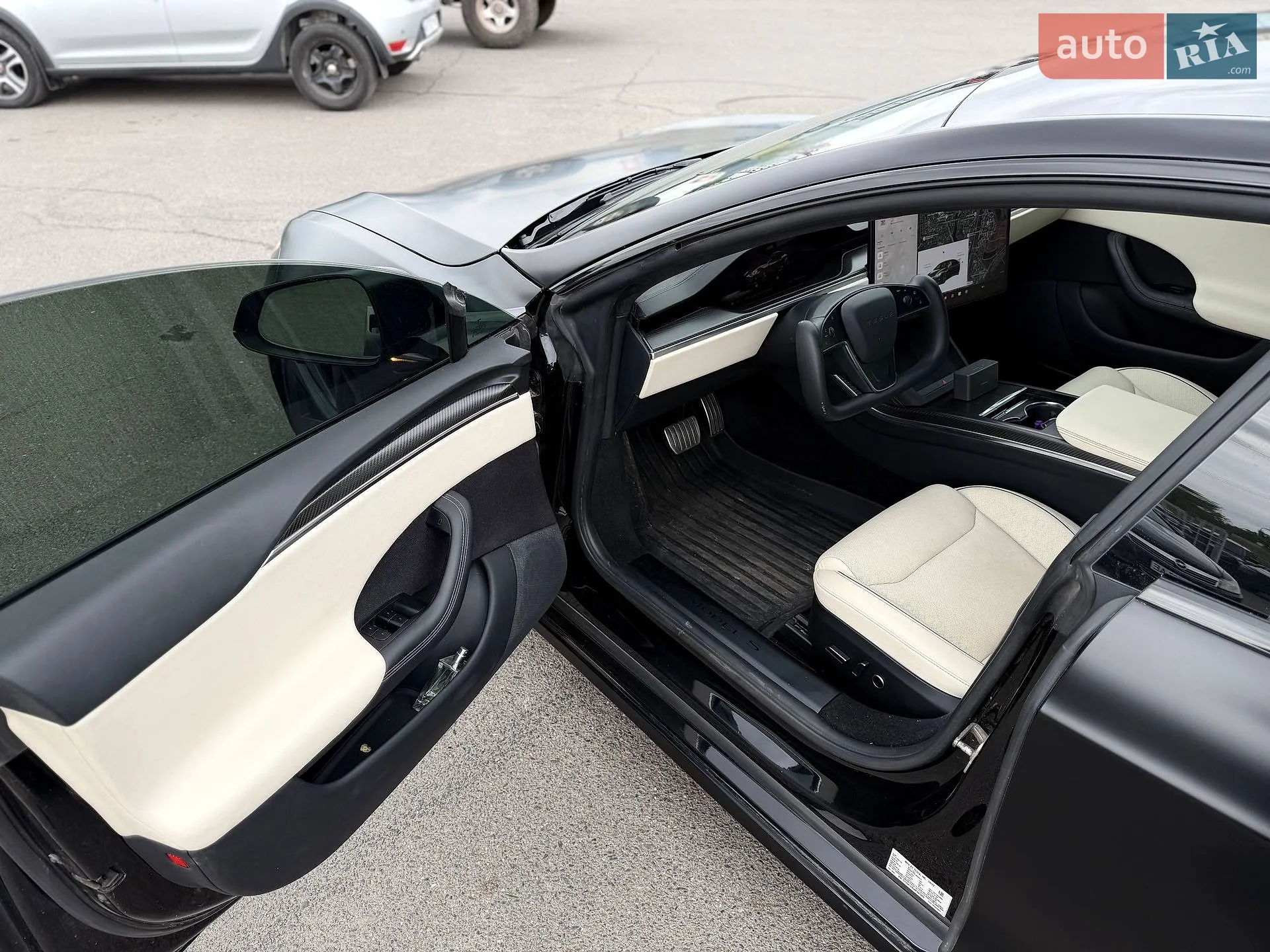 2022 Tesla Model S - мініатюра 39