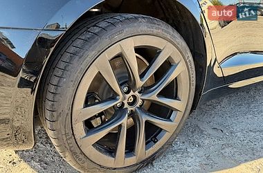 Лифтбек Tesla Model S 2022 в Львове