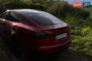 Ліфтбек Tesla Model S 2023 в Новомосковську