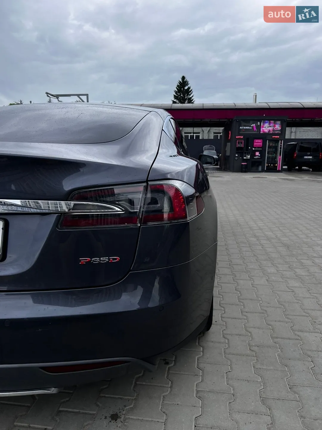 2015 Tesla Model S - мініатюра 11