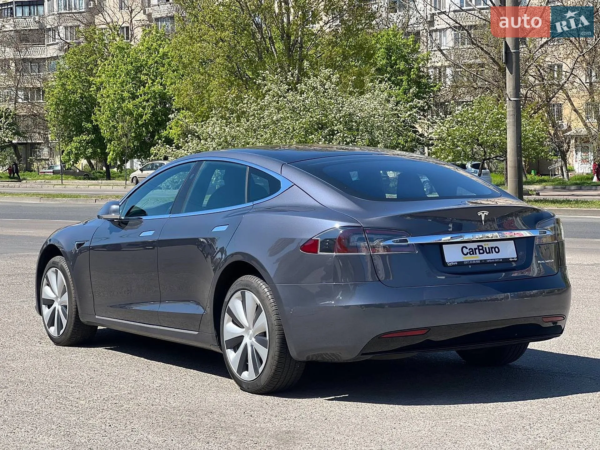 2020 Tesla Model S - мініатюра 9