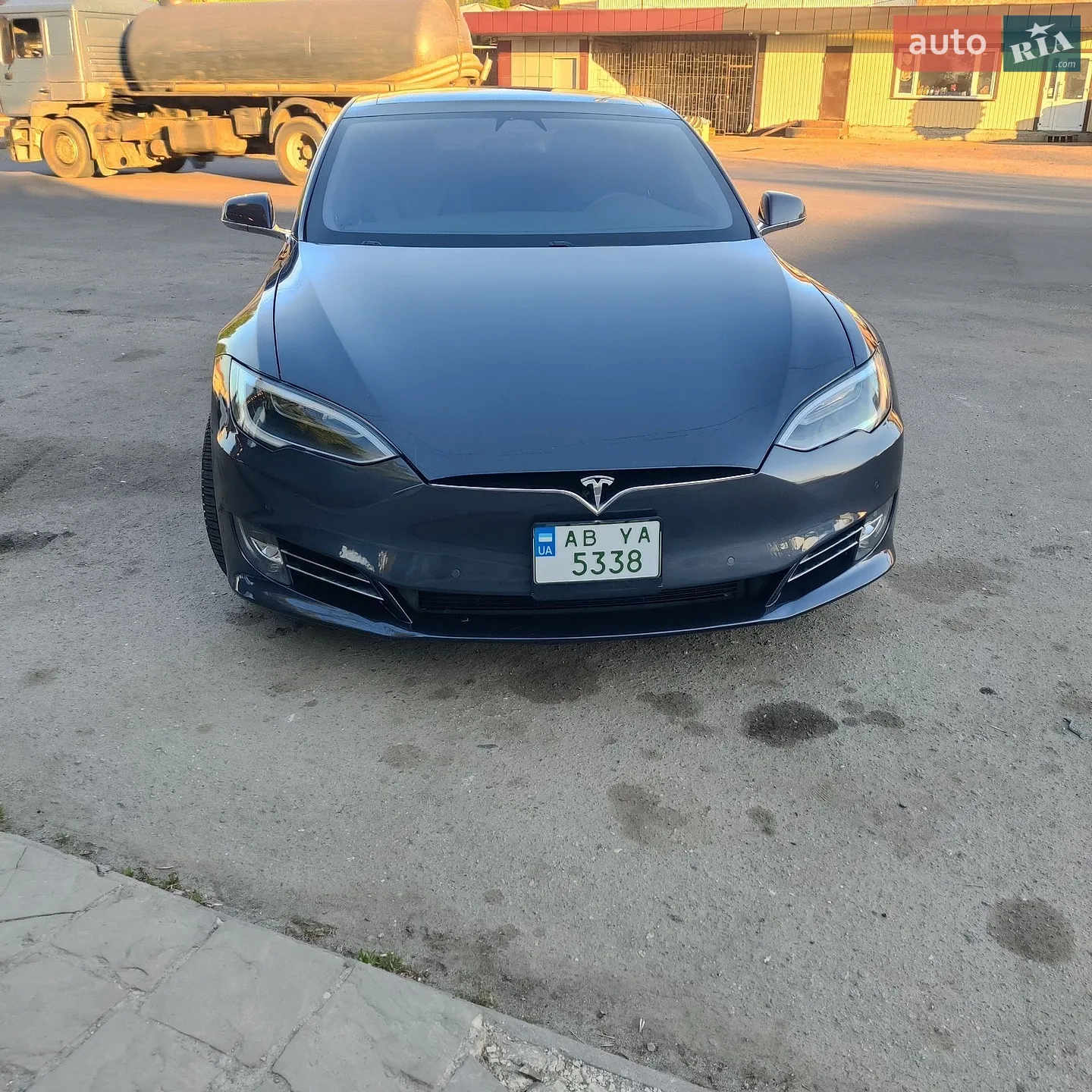 2018 Tesla Model S - мініатюра 11