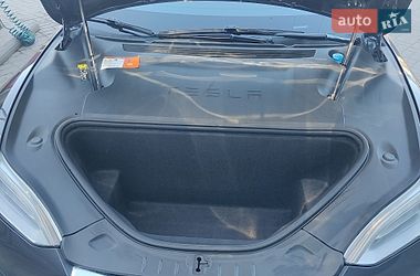 Ліфтбек Tesla Model S 2018 в Хмельницькому