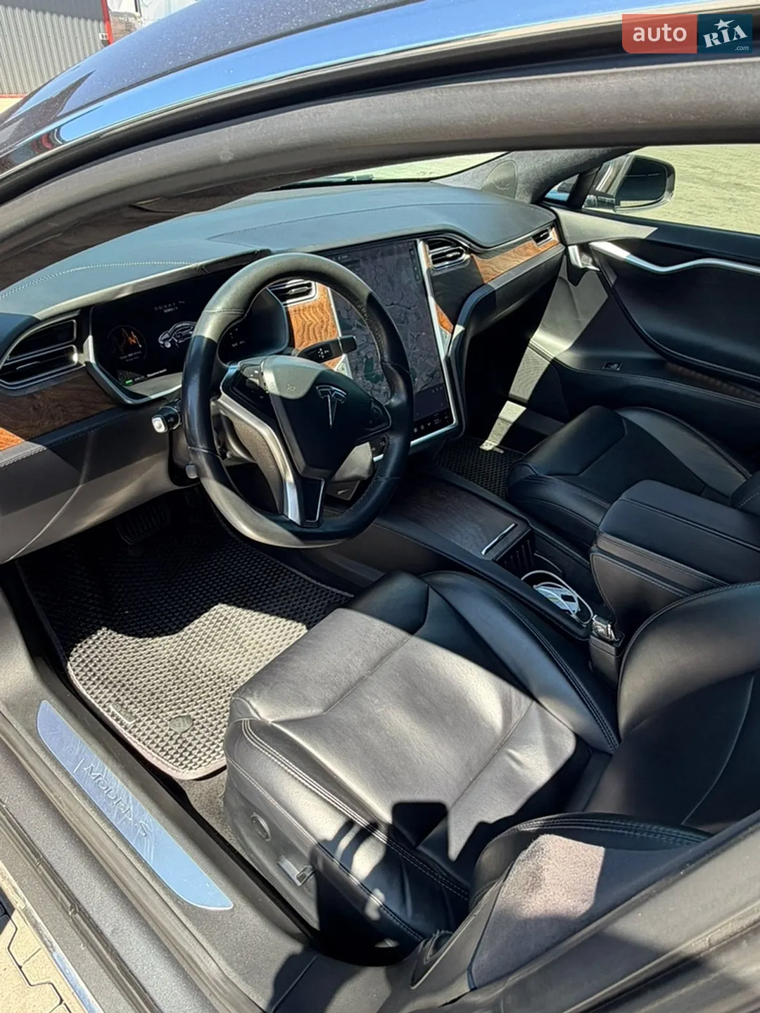 2017 Tesla Model S - мініатюра 9