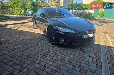 Лифтбек Tesla Model S 2015 в Одессе