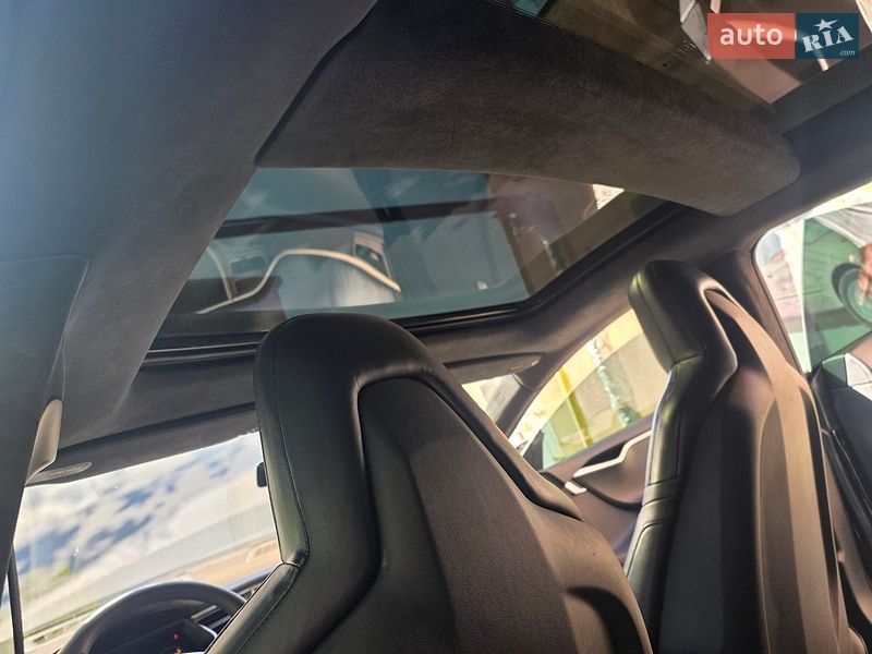 Лифтбек Tesla Model S 2015 в Одессе