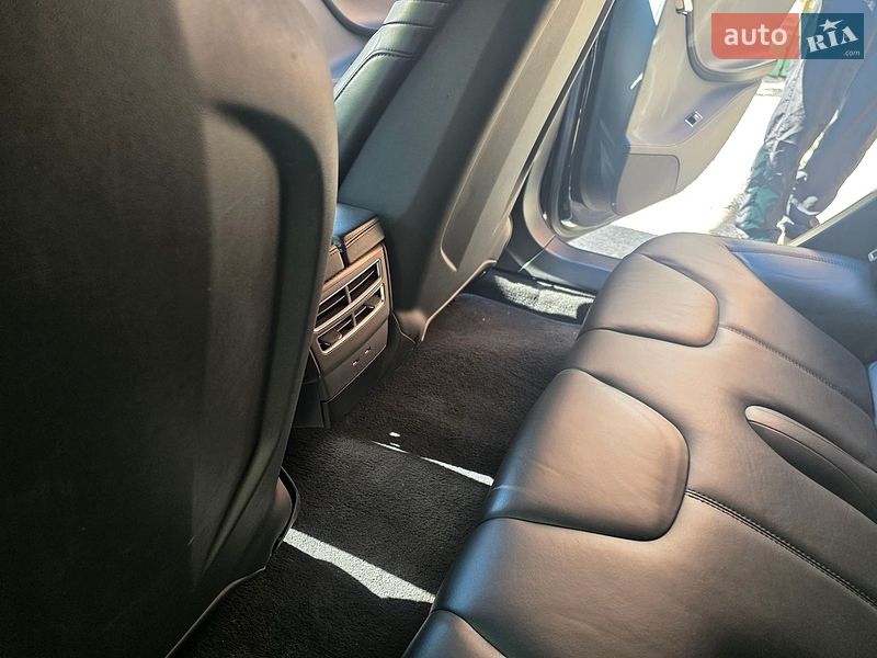 Лифтбек Tesla Model S 2015 в Одессе